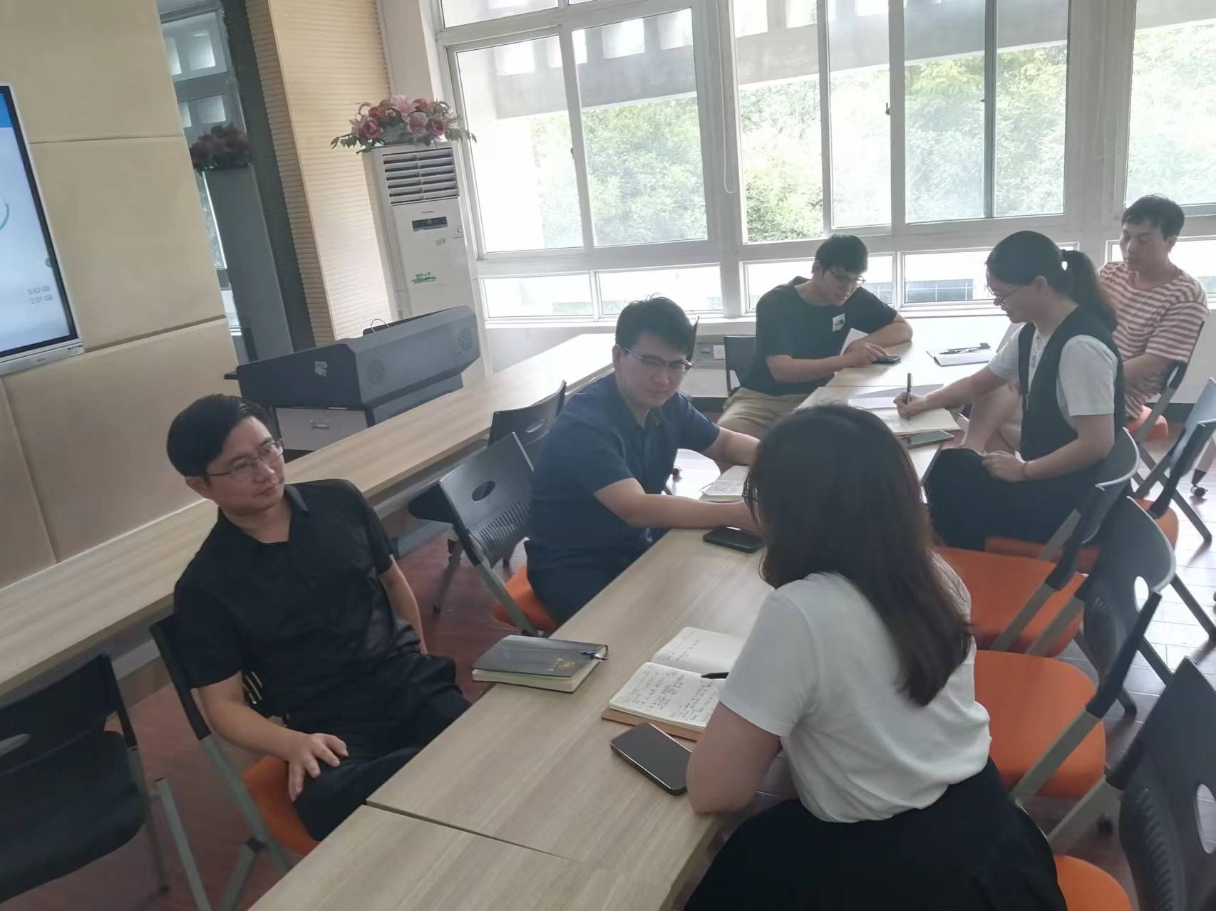 建工成人网站
开展新学期实验室安全检查
